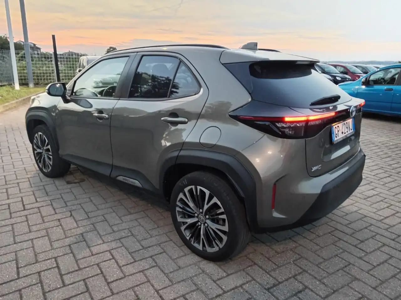 Toyota Yaris Cross 1.5H (116 CV) E-CVT Lounge AWD-i, миниатюра 7