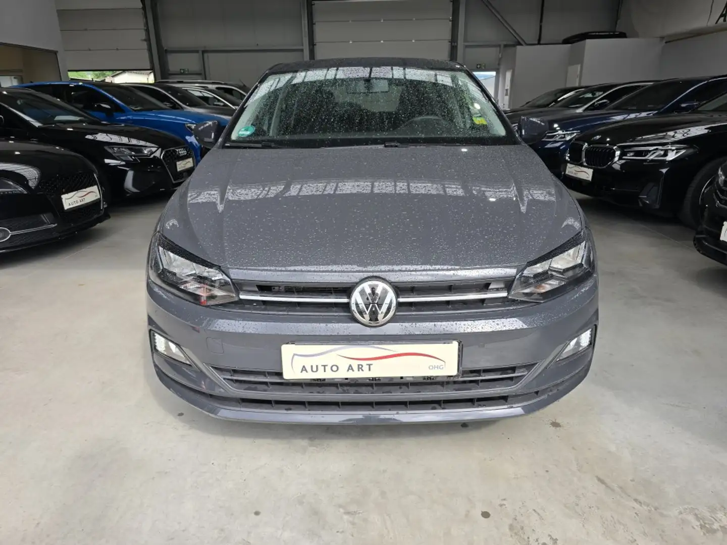 Volkswagen Polo Comfortline SHZ Navi Winter-Paket Grau - 2