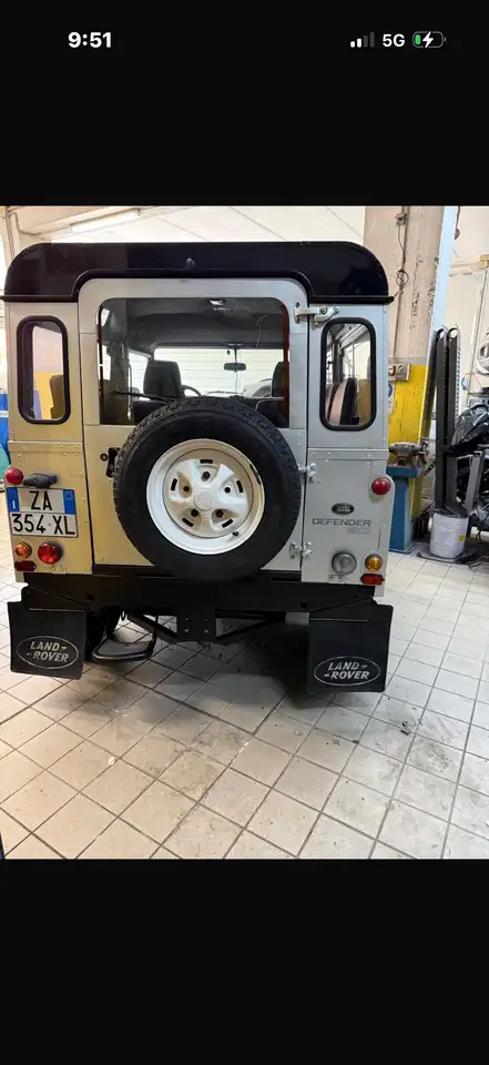 Land Rover Defender, foto 2