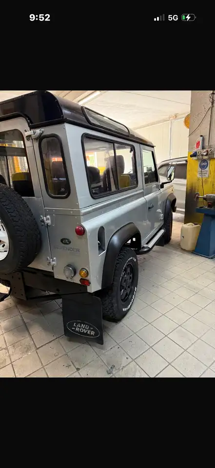 Land Rover Defender, foto 1