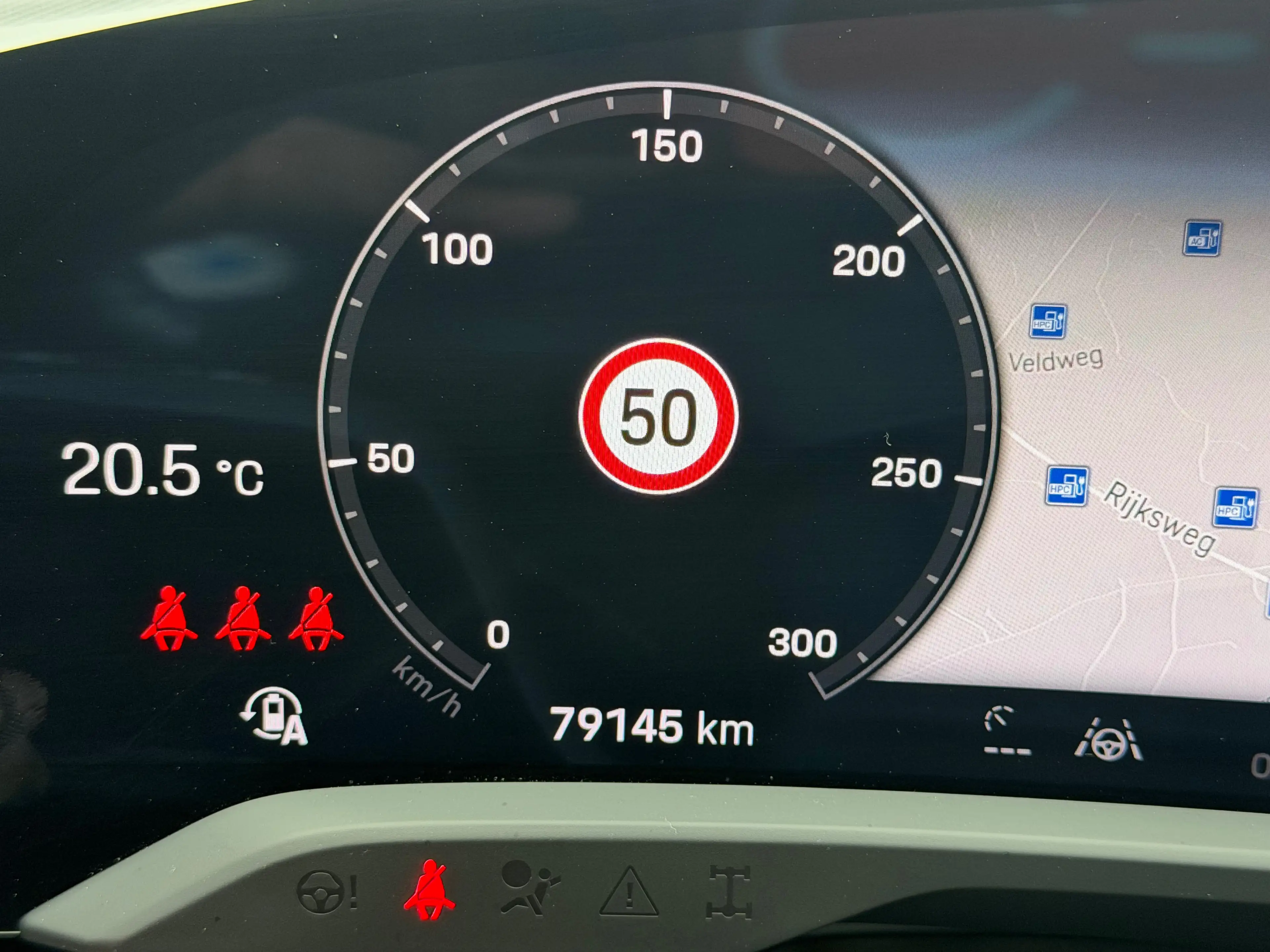 Porsche Taycan 93.4 kWh Taycan 4S Pano BOSE SportChrono Luchtvering €48.750+BTW — photo 9