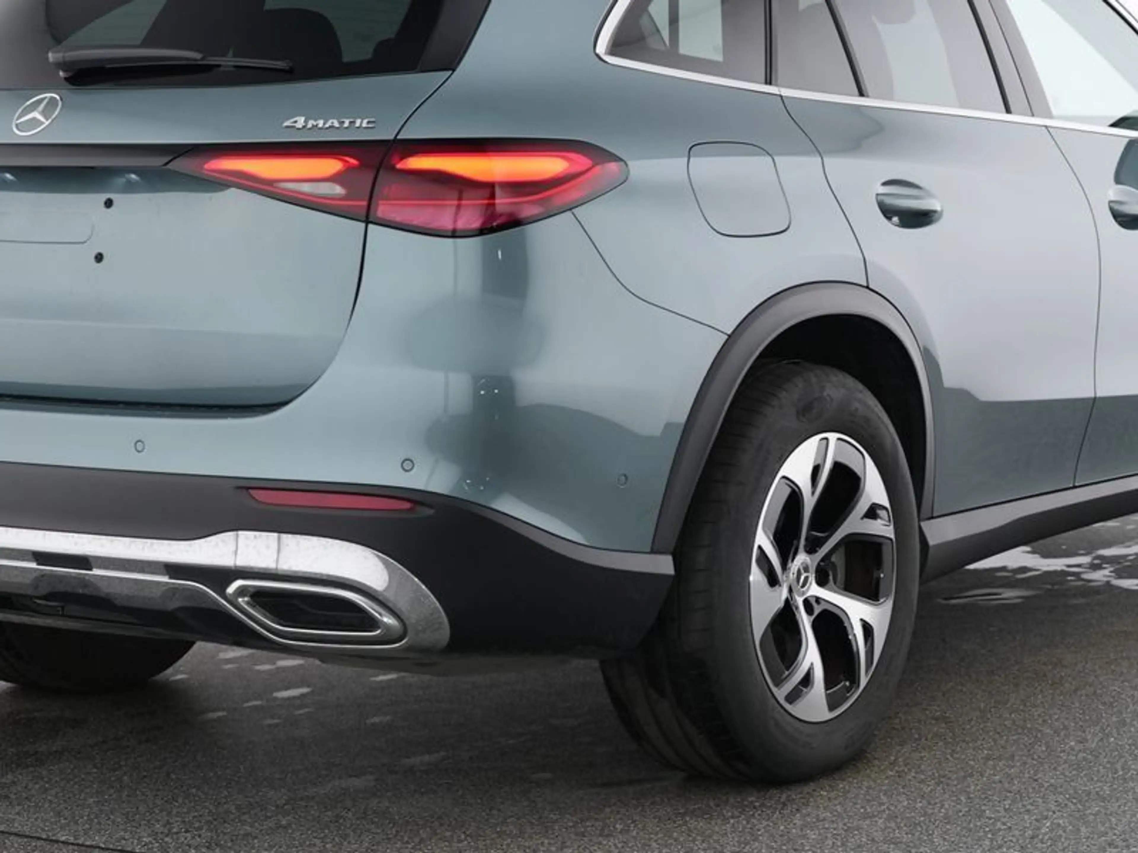 Mercedes-Benz GLC 300 de 4M Avantgarde-Plus/AHK/Panorama — photo 4