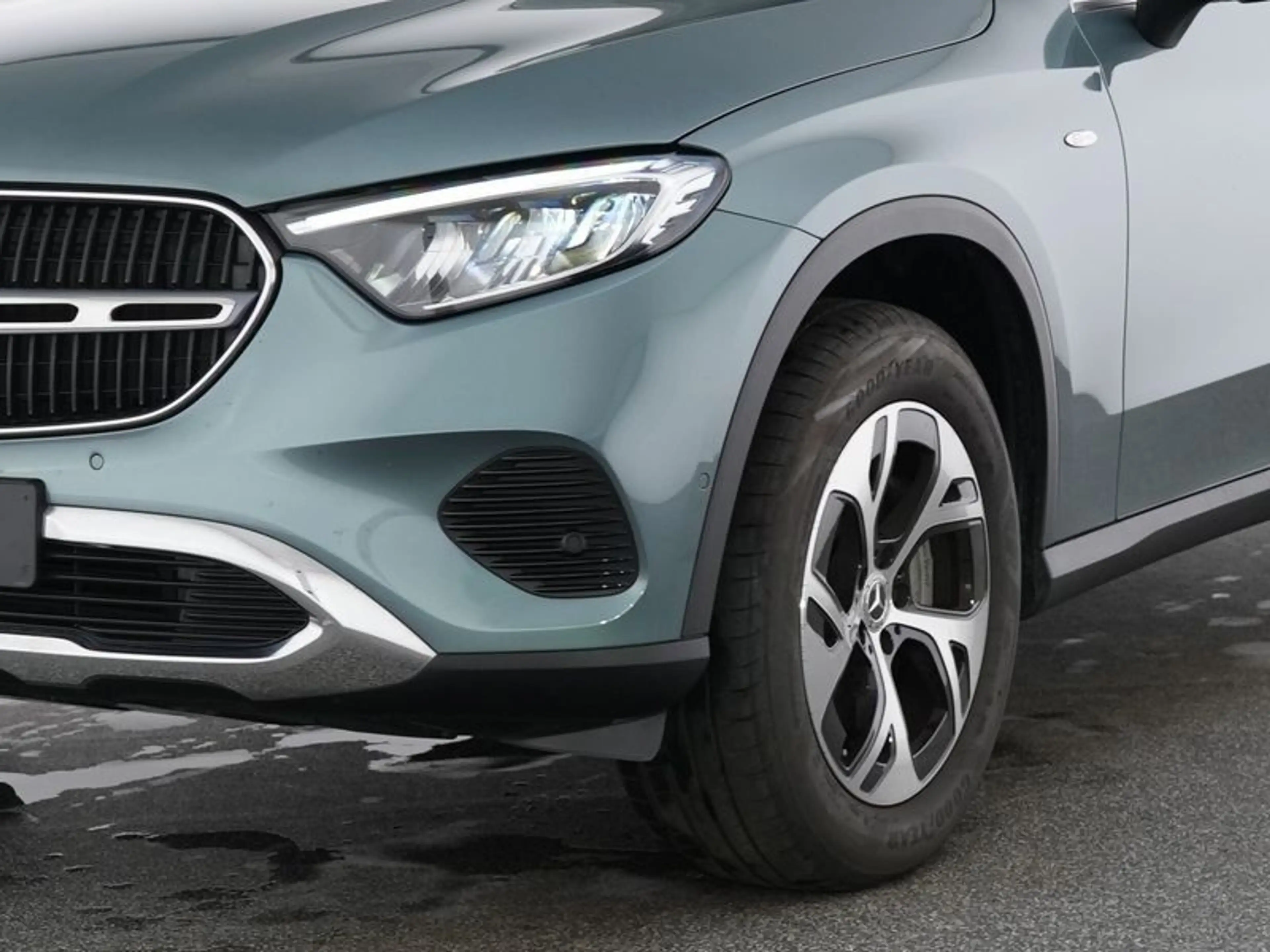 Mercedes-Benz GLC 300 de 4M Avantgarde-Plus/AHK/Panorama — photo 3