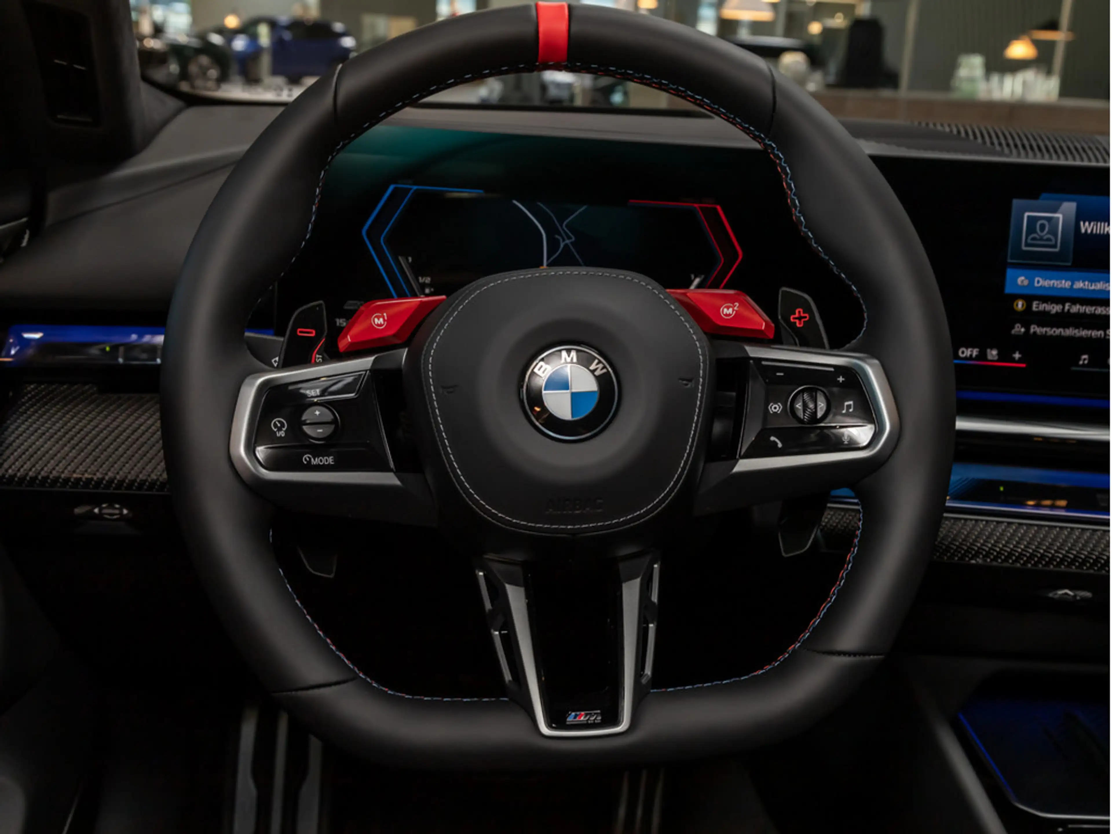 BMW M5 Touring 360° LED SITZBELÜFTUNG ACC AHK B&W — photo 13