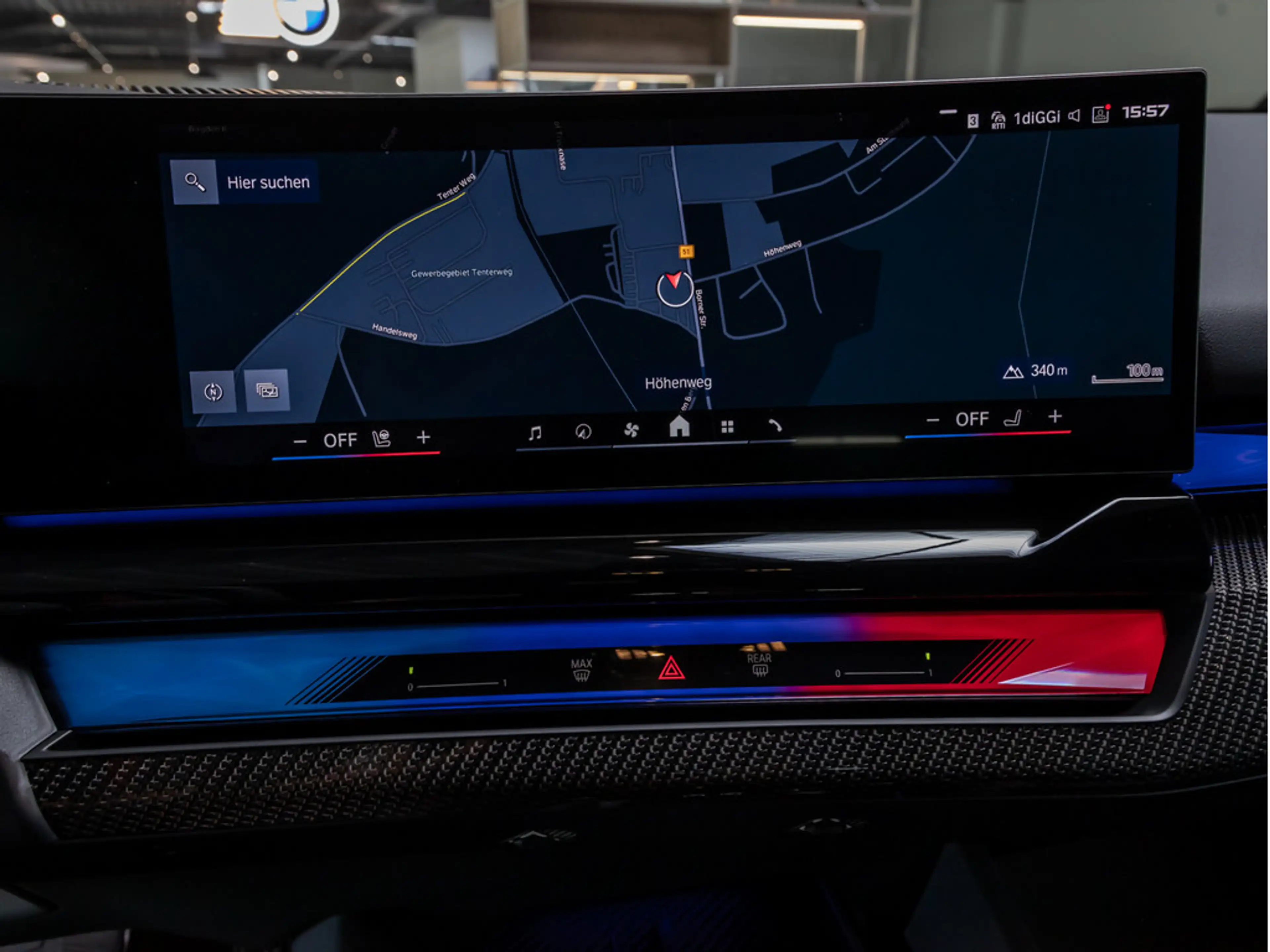 BMW M5 Touring 360° LED SITZBELÜFTUNG ACC AHK B&W — photo 14
