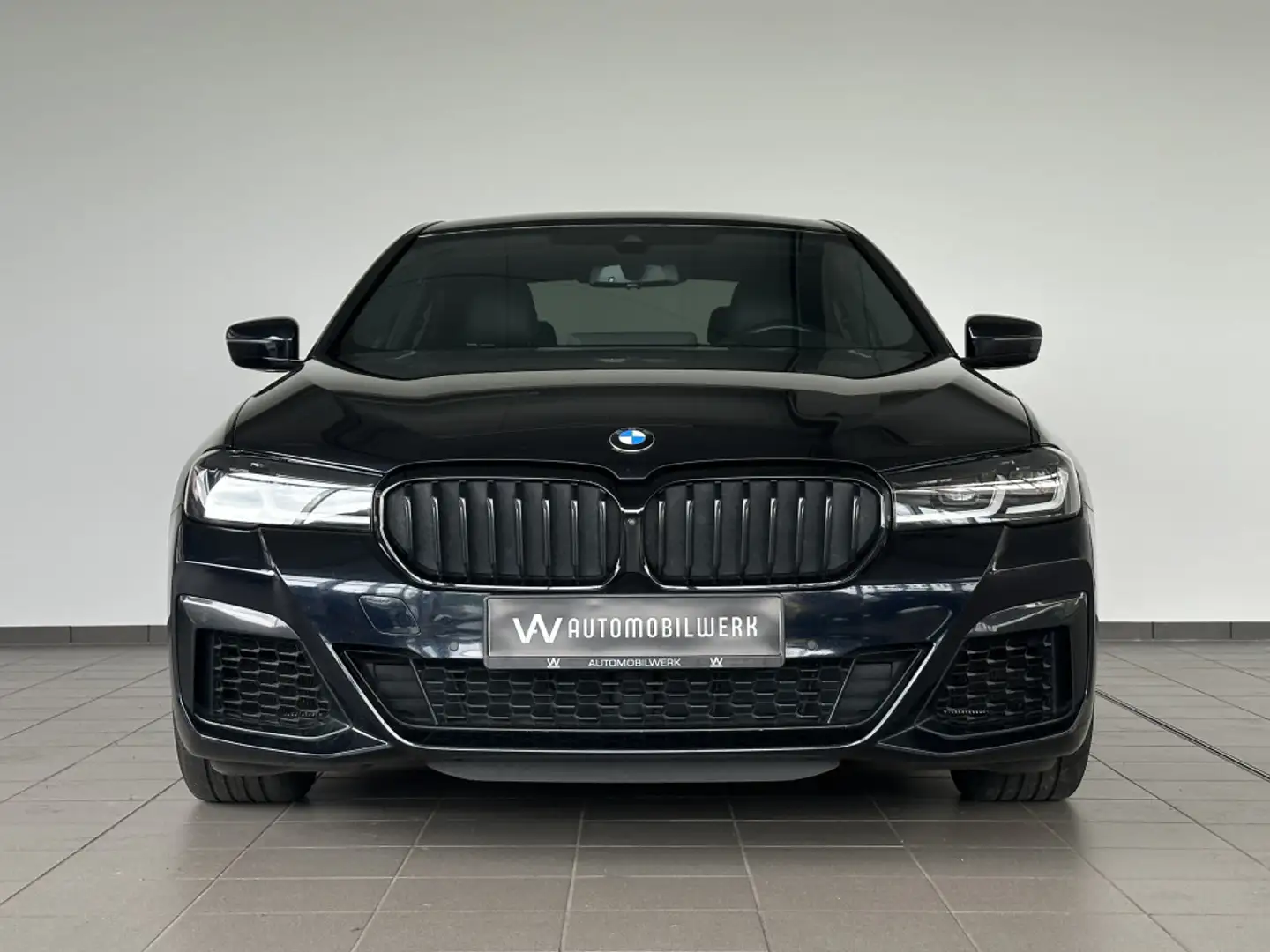 BMW 550 i |XDRIVE|360°|H&K|SHADOW|LED|20|DISP-KEY Black - 2
