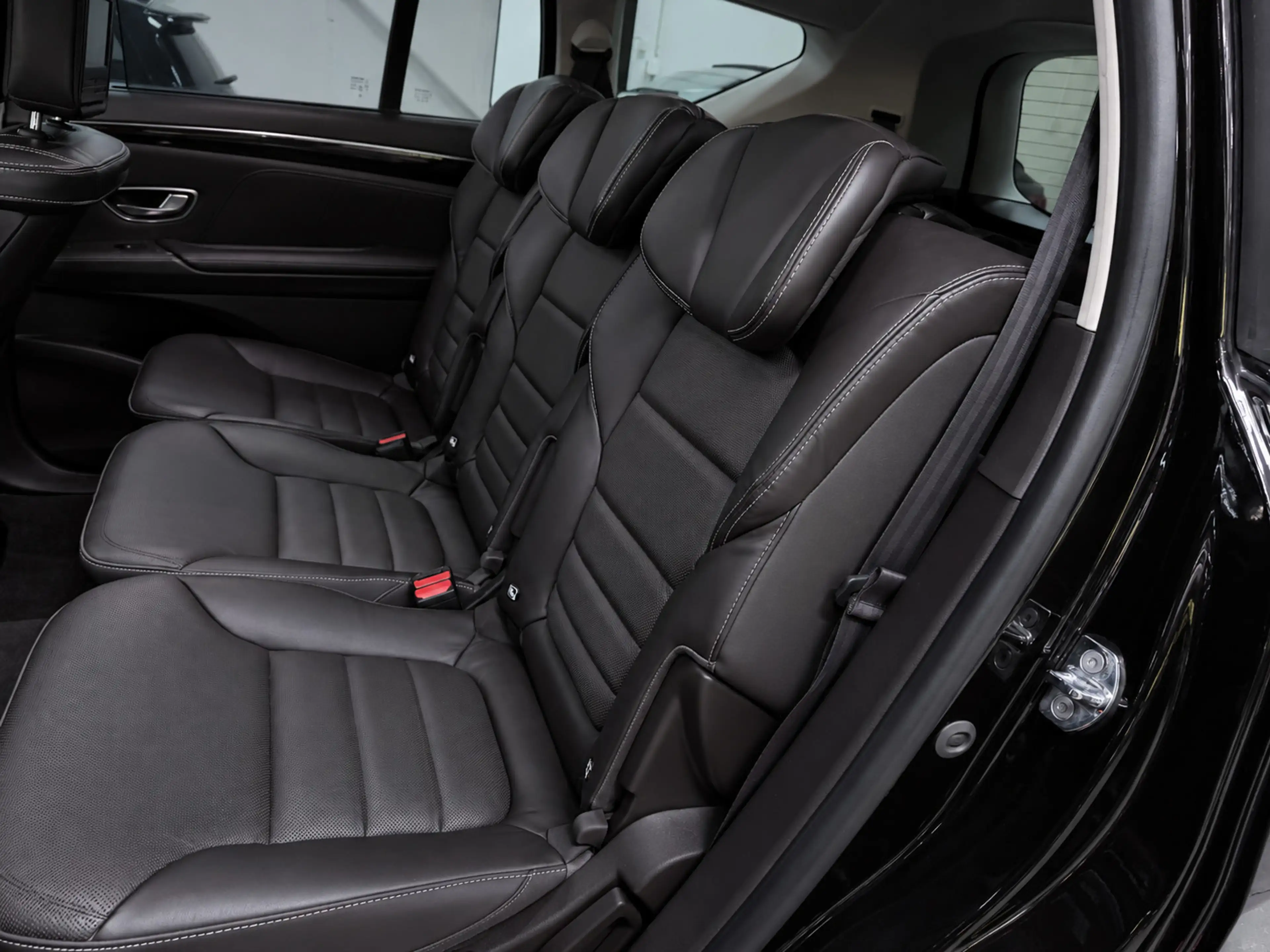 Renault Espace 1.8 TCe Initiale Paris 7p. PANO/MASSAGE-ST/LEDER/N — photo 15