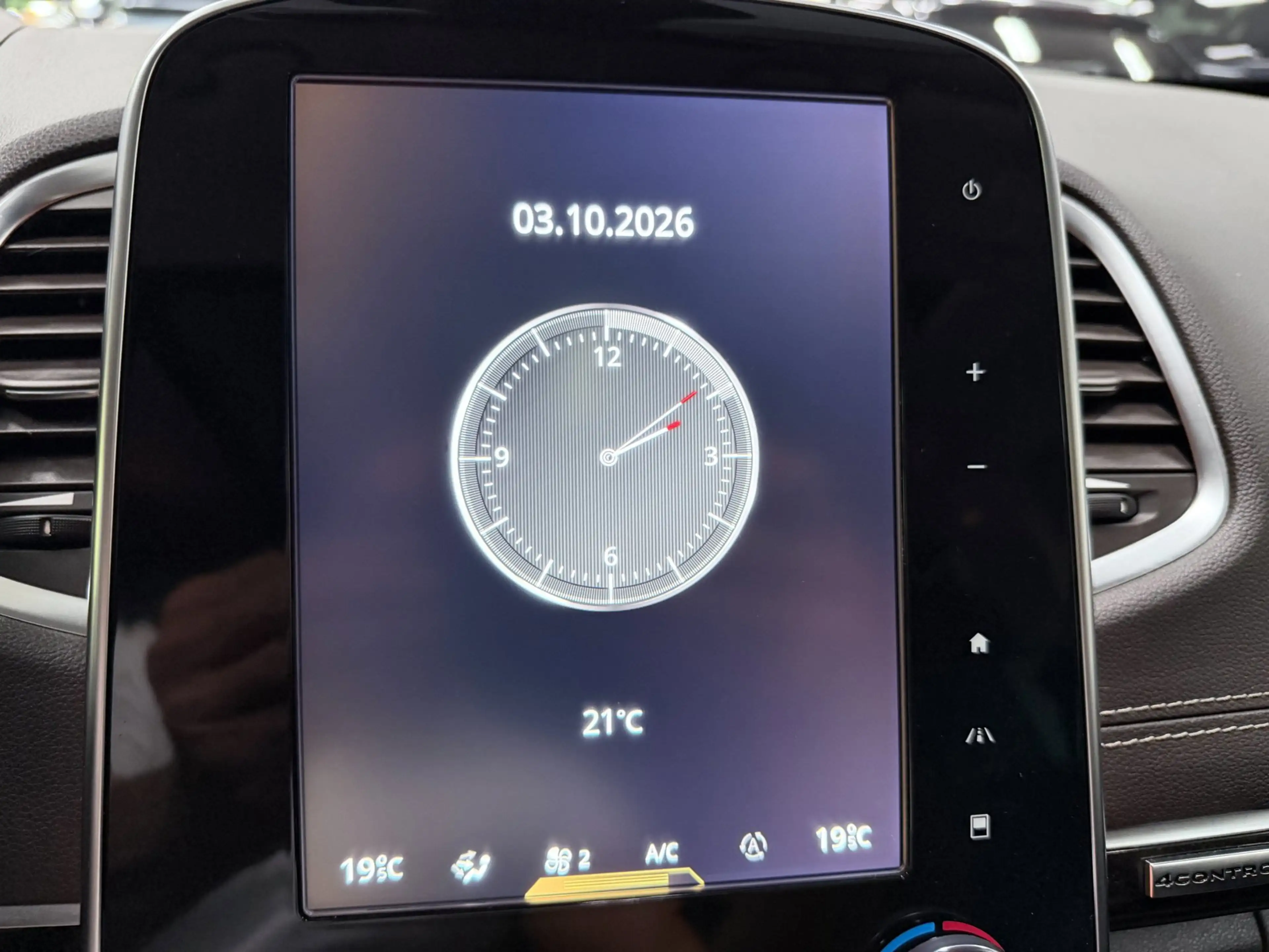 Renault Espace 1.8 TCe Initiale Paris 7p. PANO/MASSAGE-ST/LEDER/N — photo 32