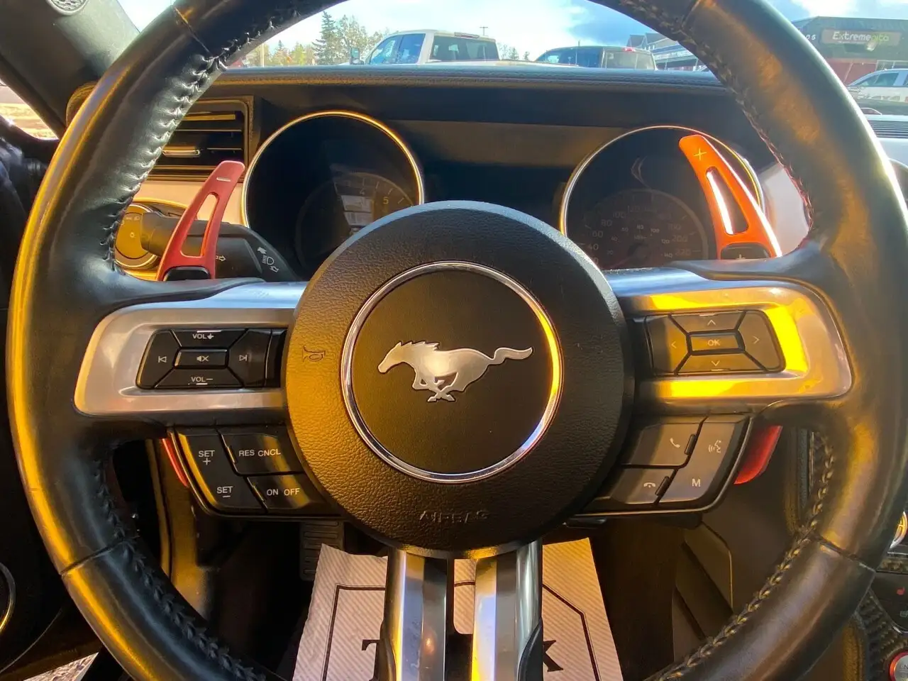 Ford Mustang photo Ford Mustang