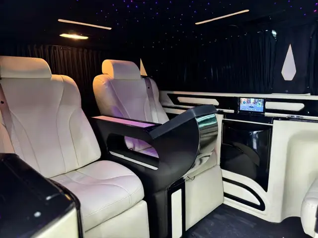 Mercedes-Benz Vito Familiar Automático de 3 Puertas