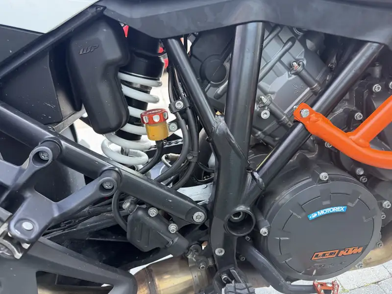 KTM 1290 SUPER ADVENTURE - foto 7
