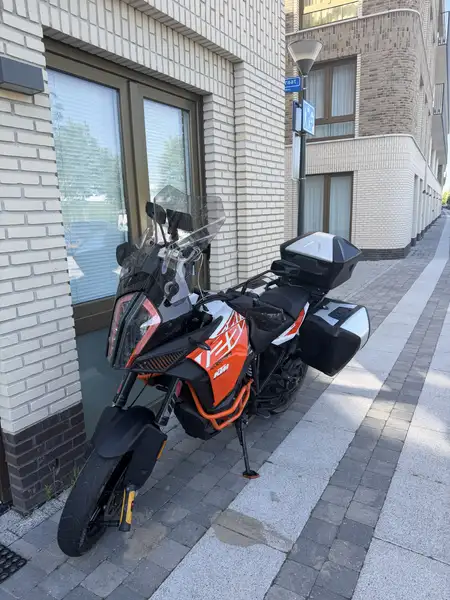 KTM 1290 SUPER ADVENTURE - foto 2