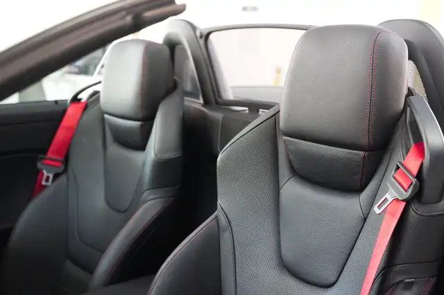 Mercedes-Benz SLC view 16