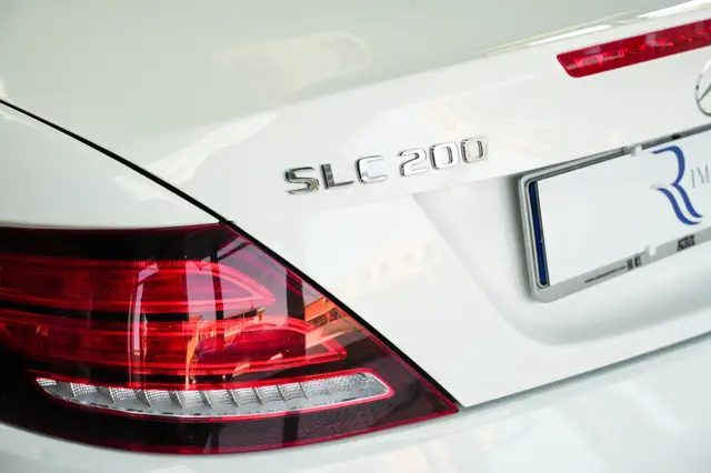 Mercedes-Benz SLC view 9