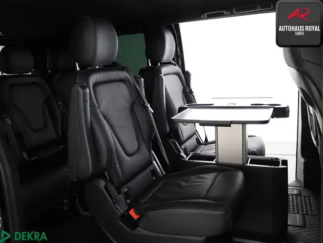 Mercedes-Benz V-Class view 12