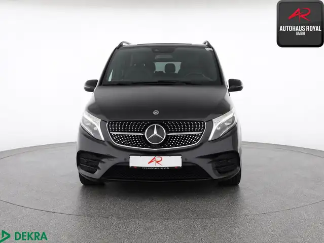 Mercedes-Benz V-Class view 8