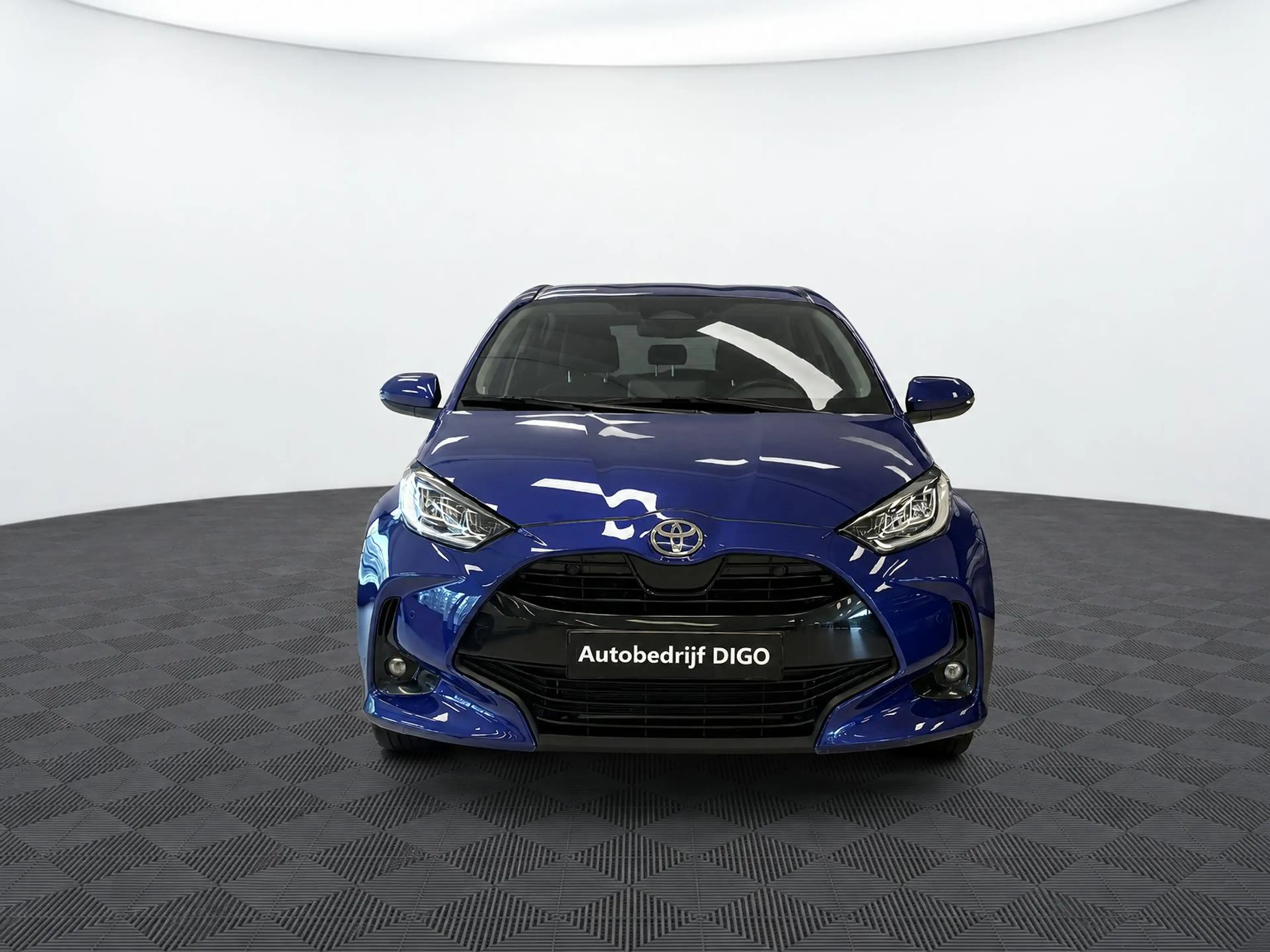 Toyota Yaris 1.5 HYBRID DYNAMIC-PACK GARANTIE TOT 2035 BLIND SP — photo 5