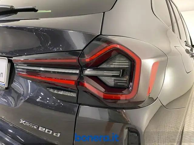 BMW X3 view 11