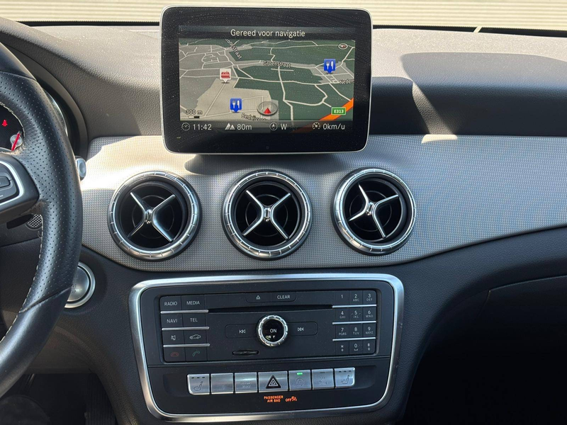 Mercedes-Benz CLA 180 LED/NAVIGATIE/AUTOMAAT — photo 13