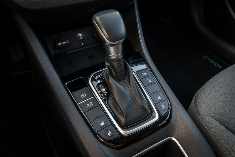 Hyundai IONIQ 1.6 GDi PHEV Comfort | Stoelverwarming | Camera | — photo 8