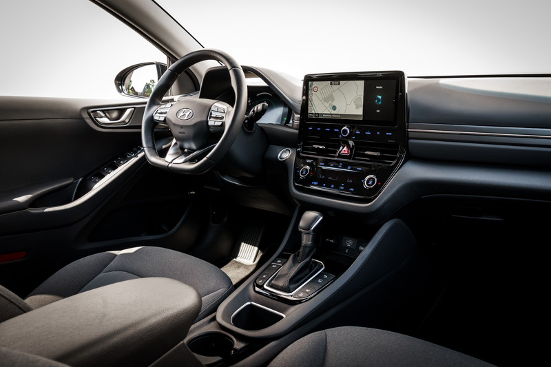 Hyundai IONIQ 1.6 GDi PHEV Comfort | Stoelverwarming | Camera | — photo 3