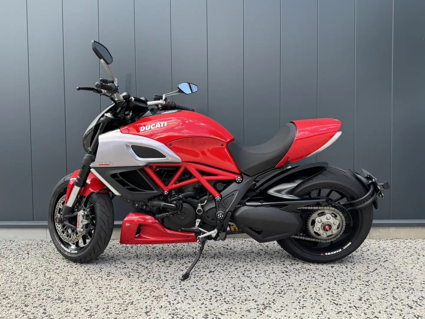 Ducati Diavel - 2