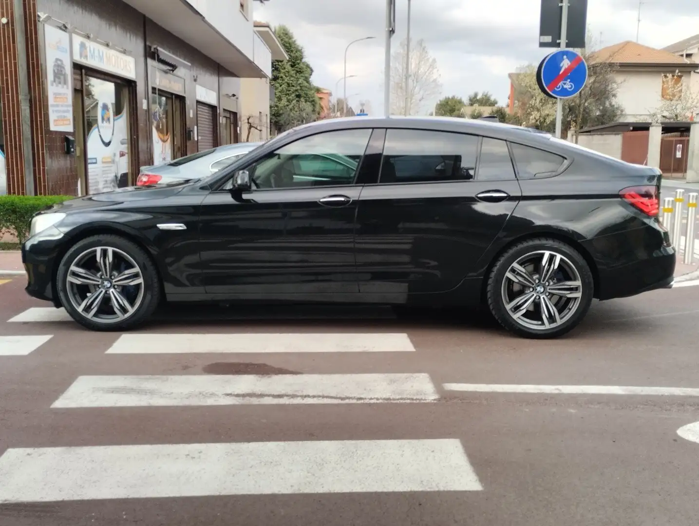 BMW 530 530d Touring Platinum Nero - 2