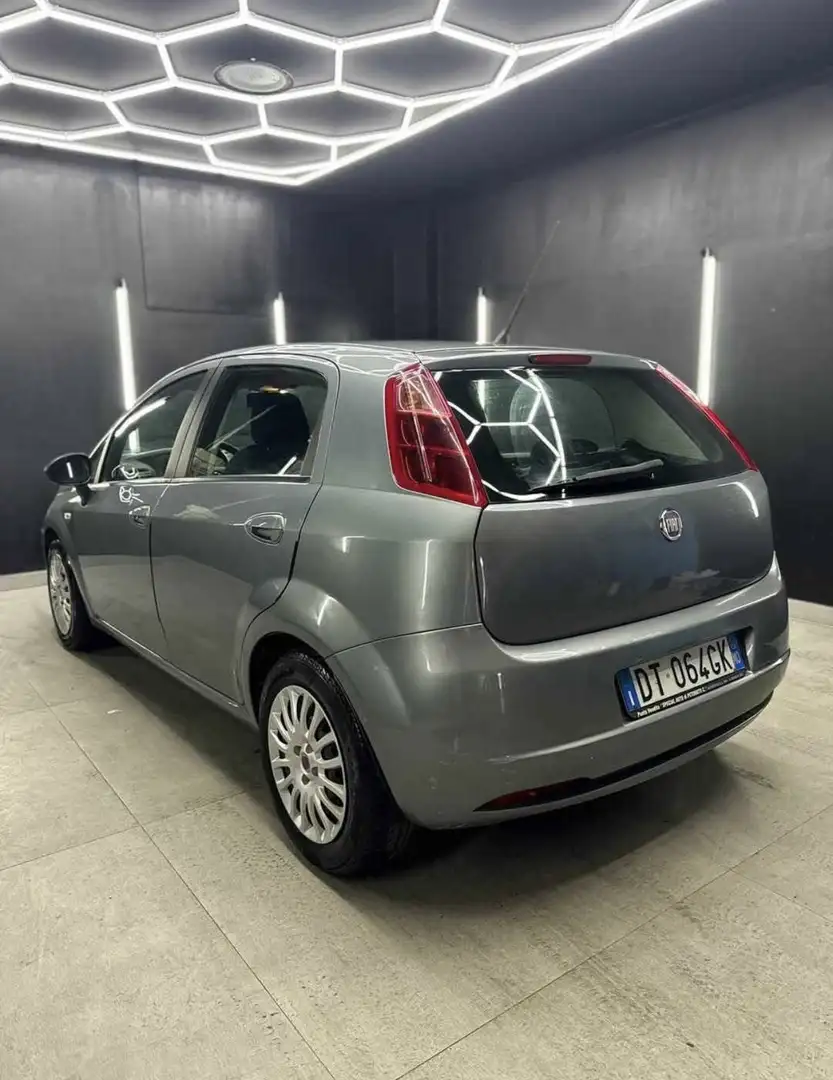 Fiat Grande Punto 1.3 Multijet 16V Emotion - 2