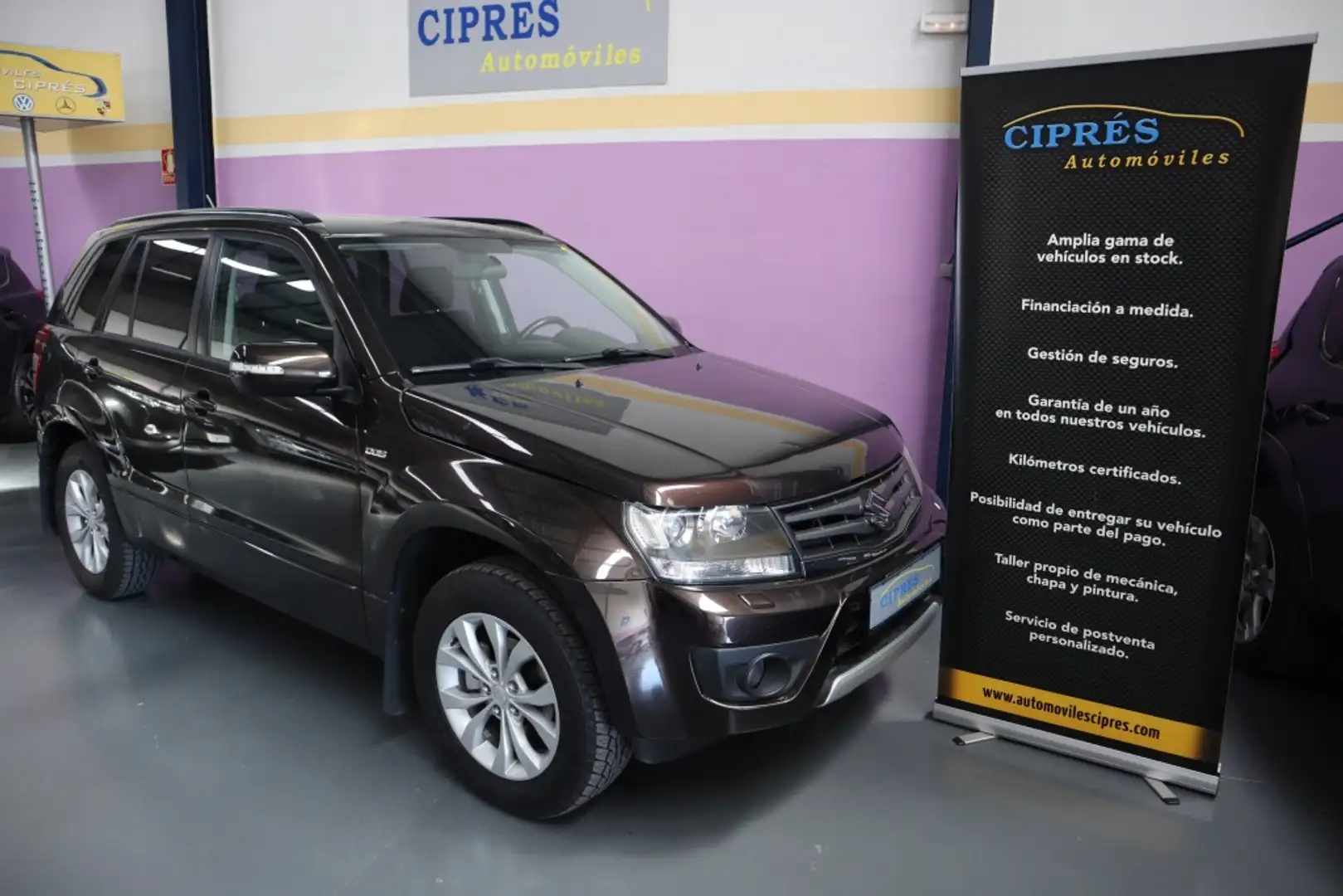Suzuki Grand Vitara 1.9DDiS JLX Marrón - 1