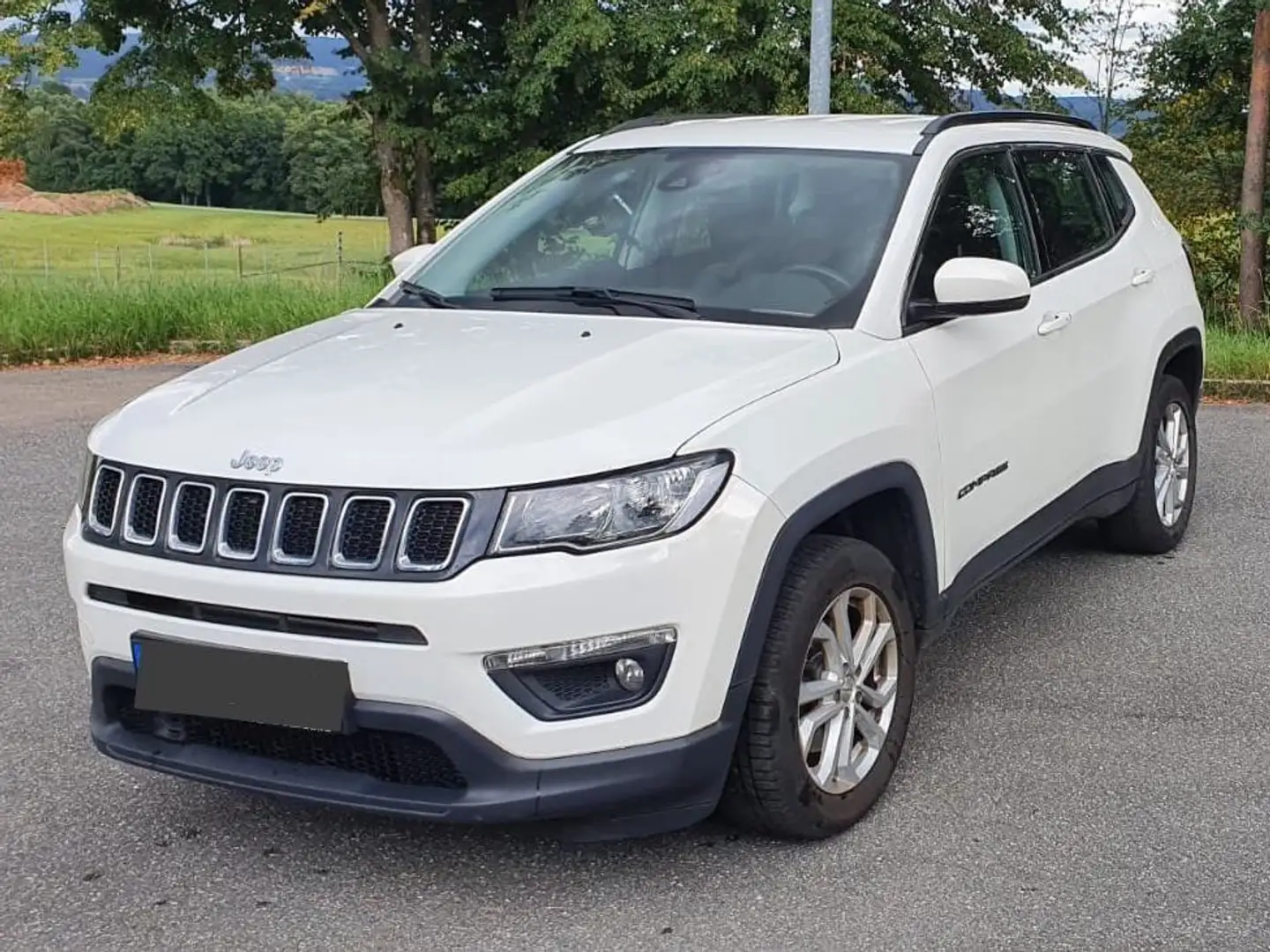 Jeep Compass Compass 2.0 MultiJet Active Drive Automatik Long Weiß - 2