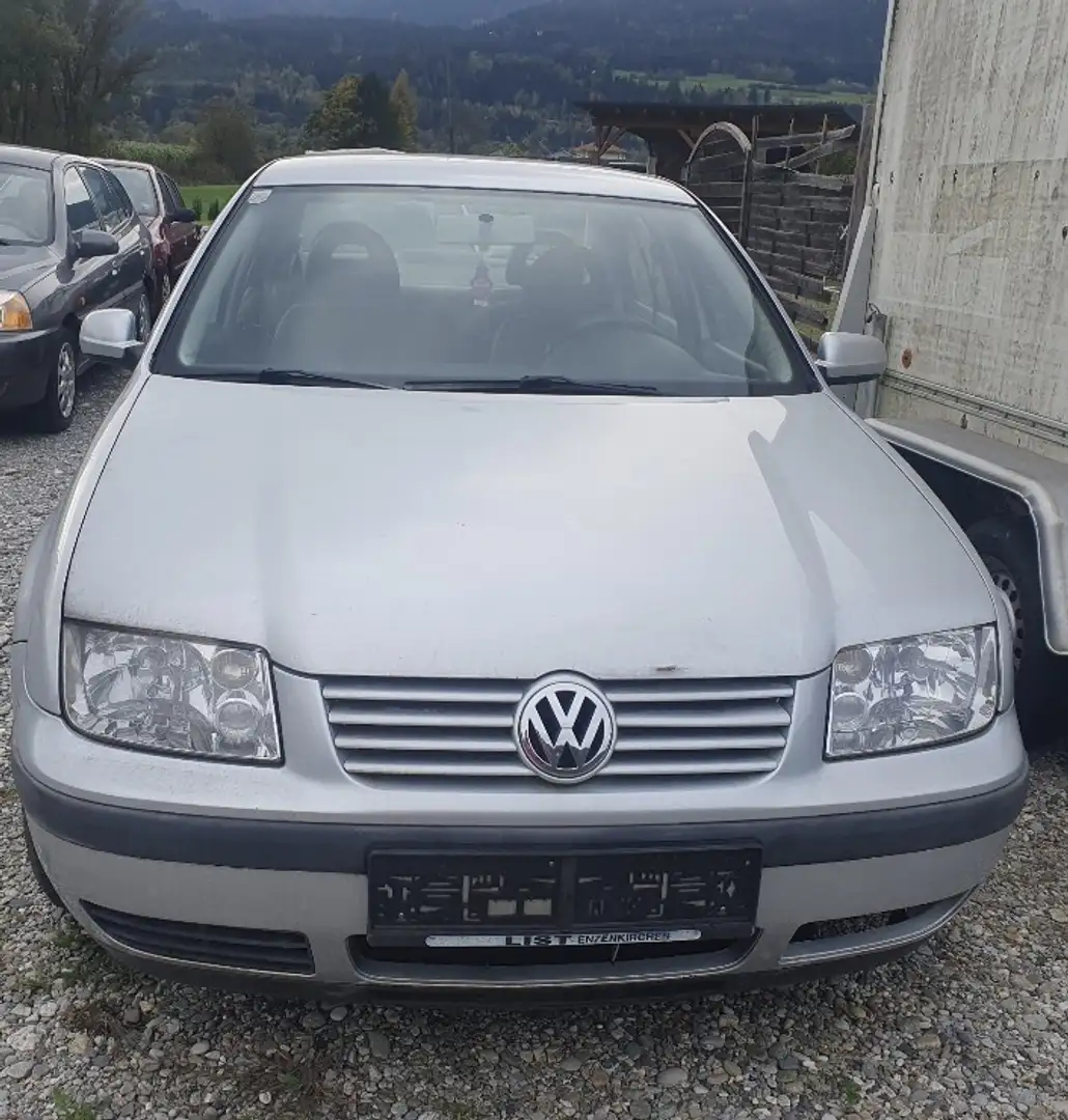 Volkswagen Bora Comfortline 1,4 - 2