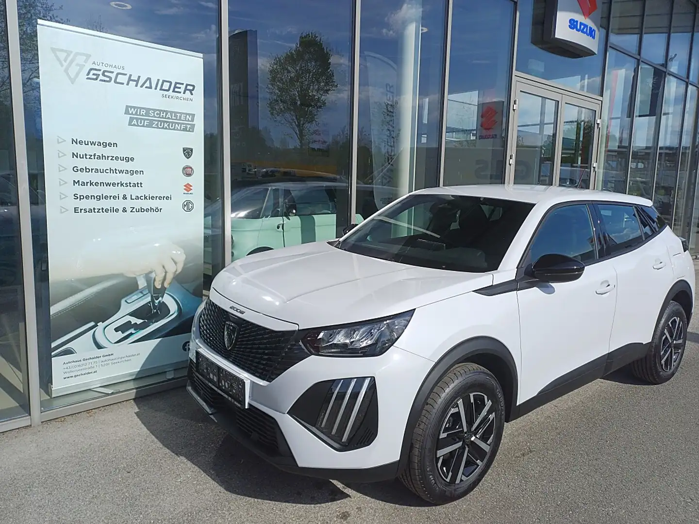 Peugeot 2008 PureTech 100 S&S Style 6-Gang-Manuell Weiß - 1