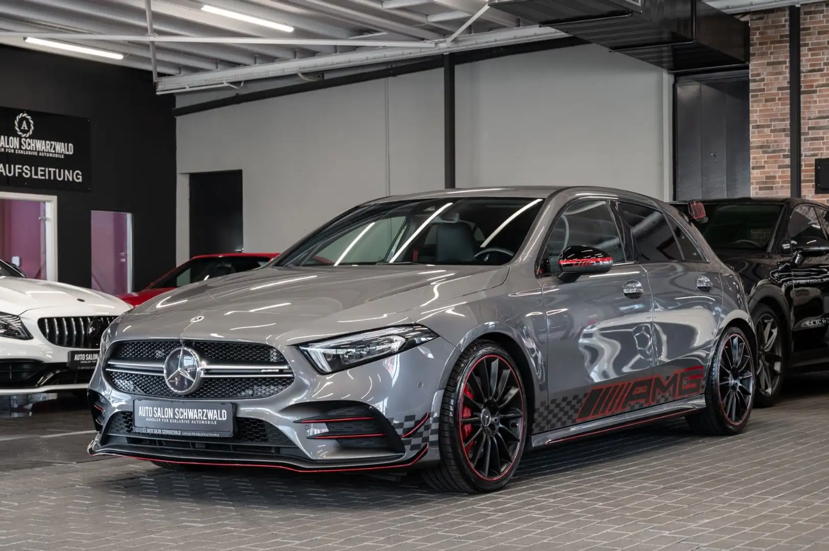 Mercedes-Benz A 35 AMG A35 4MATIC|AMG AERO PAKET|NIGHT|NAVI|KAMERA Grau - 2