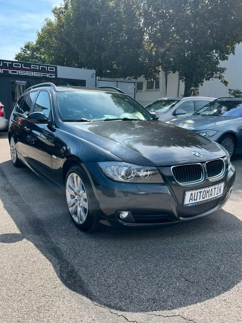 BMW 330 d Touring*AUTOMATIK*NAVO*TEMPO*SHZ*AHK*PDC* Noir - 1