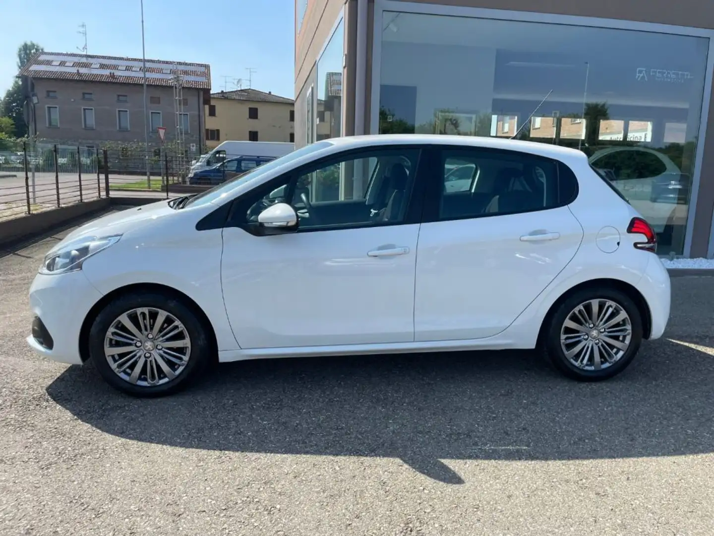 Peugeot 208 1° serie PureTech 82 5 porte Allure Bianco - 1