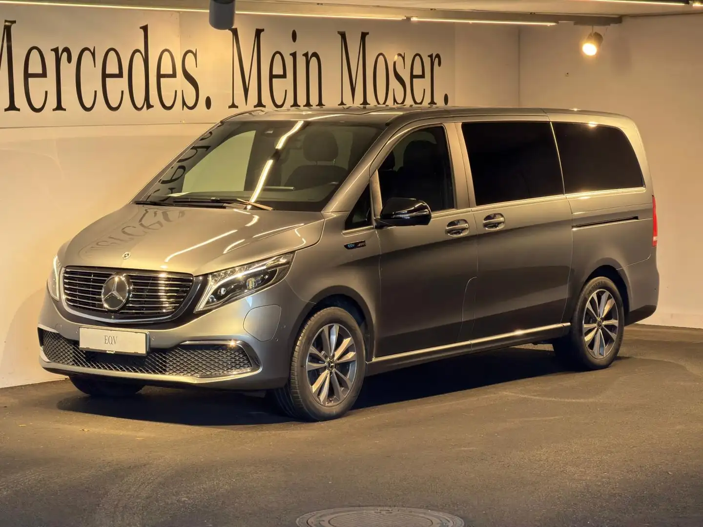 Mercedes-Benz EQV 300 AVANTGARDE Lang Grau - 2