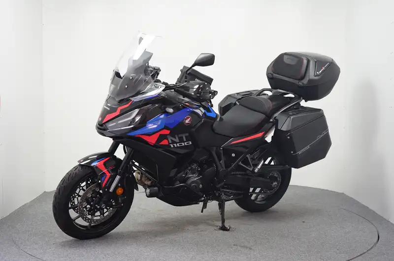 Honda NT 1100 - foto 4