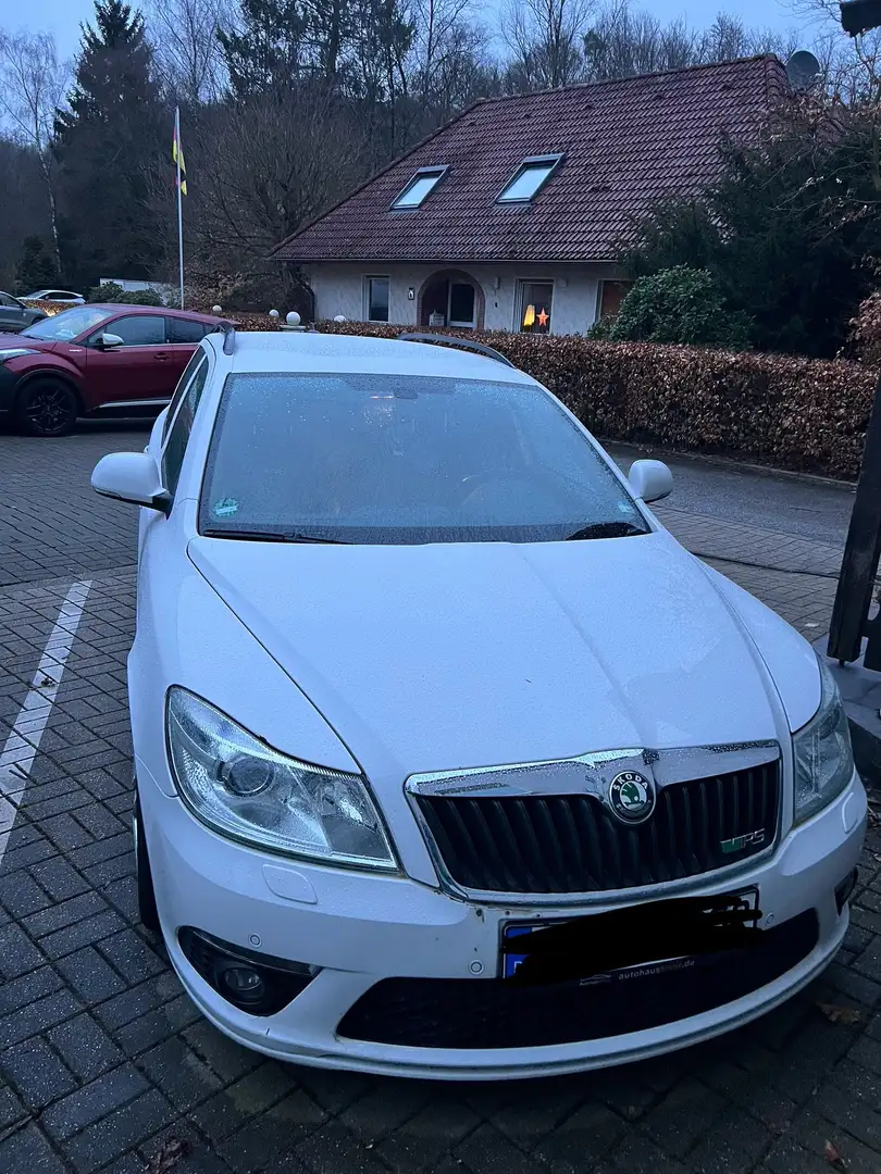 Skoda Octavia Octavia Combi 2.0 TDI DPF DSG RS Weiß - 2