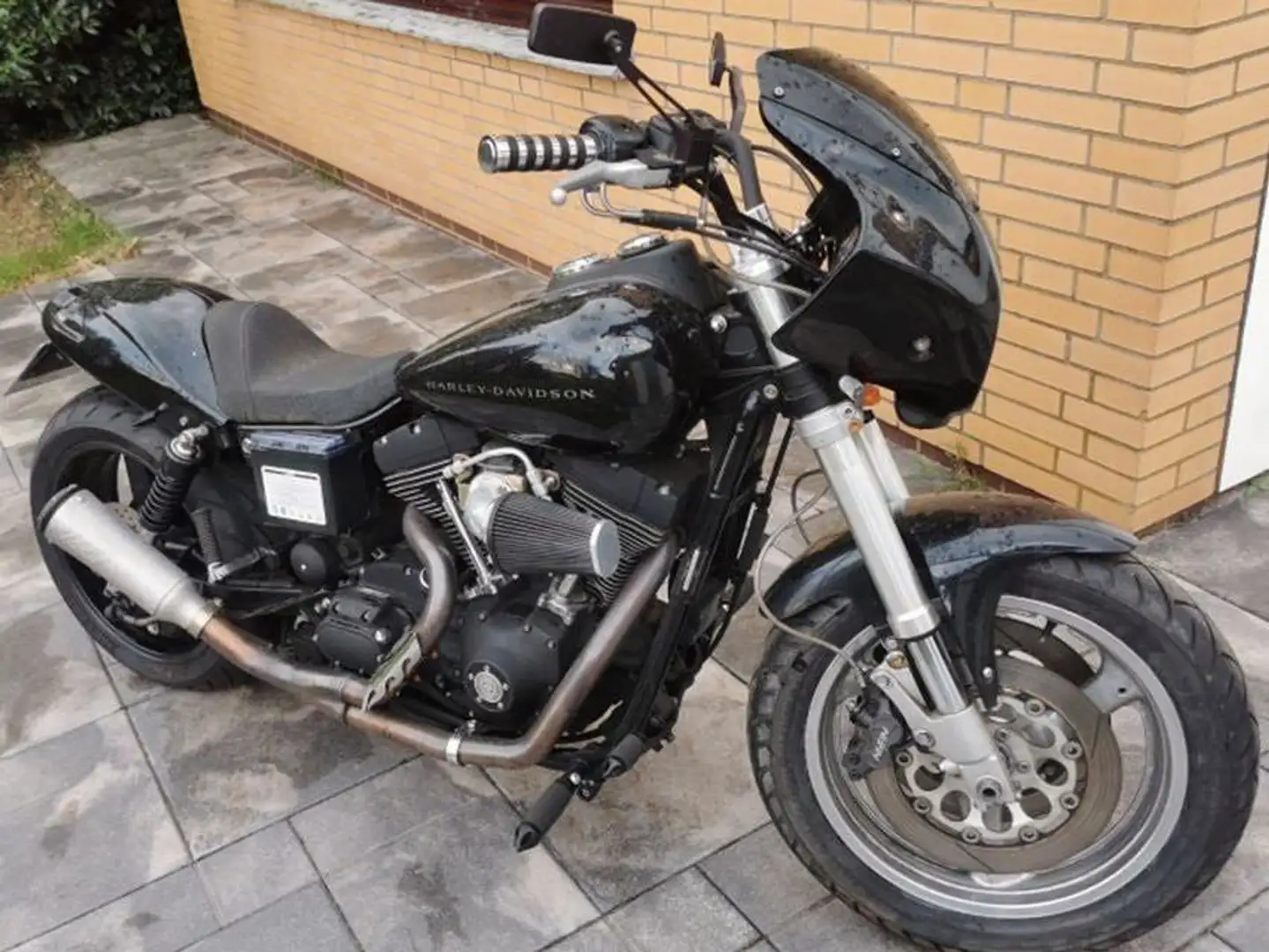 Harley-Davidson Dyna Super Glide FXDX (CUSTOM) Zwart - 1