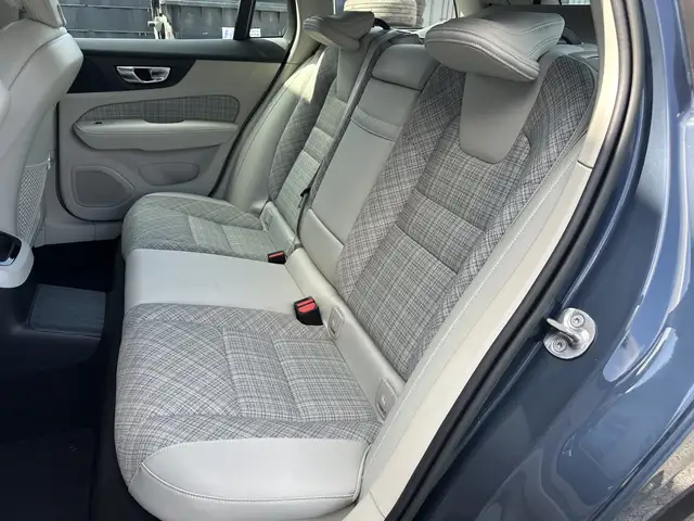 Volvo V60 view 13