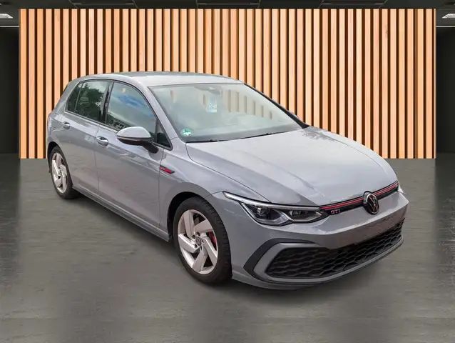 Volkswagen Golf view 11