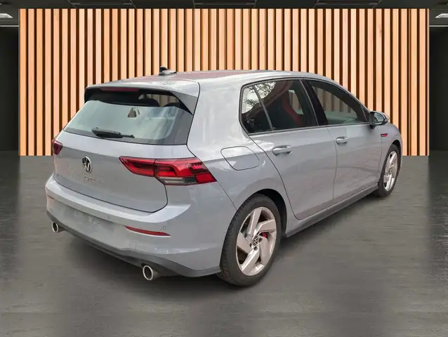 Volkswagen Golf view 8