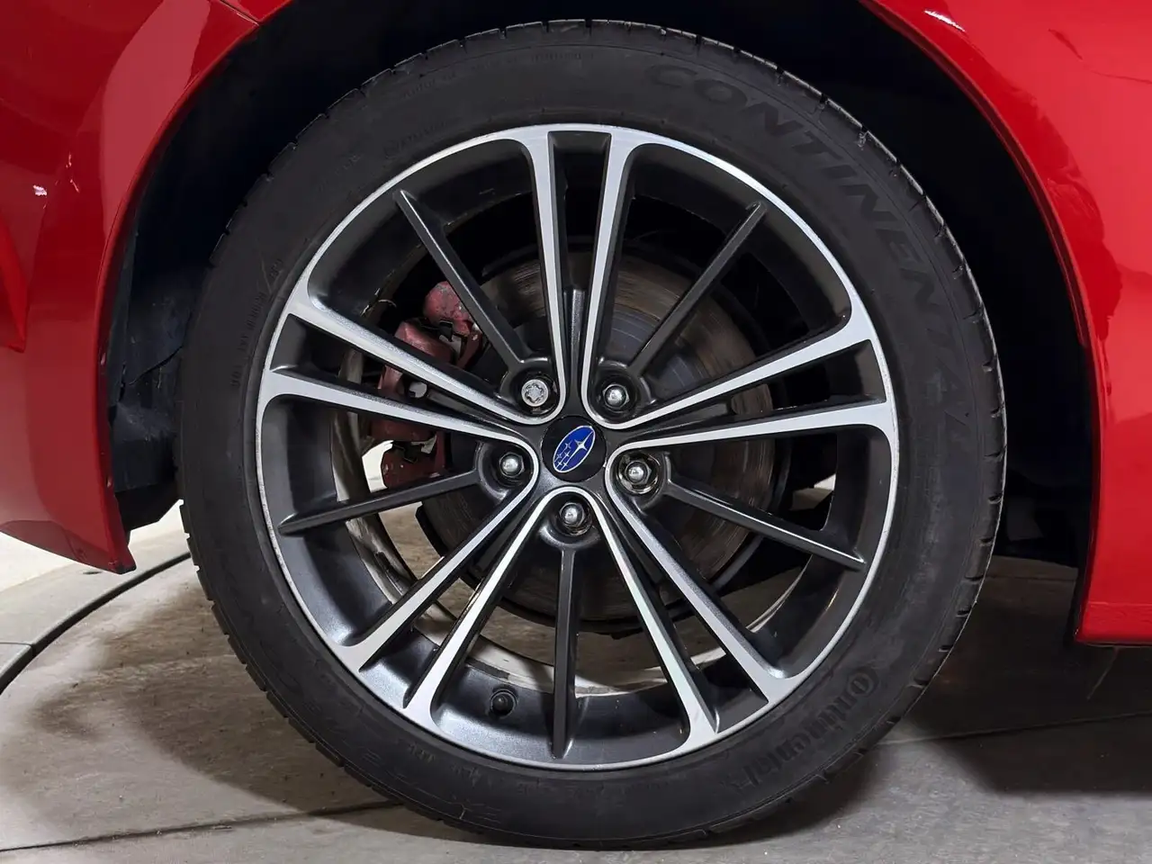 Subaru BRZ снимка Subaru BRZ