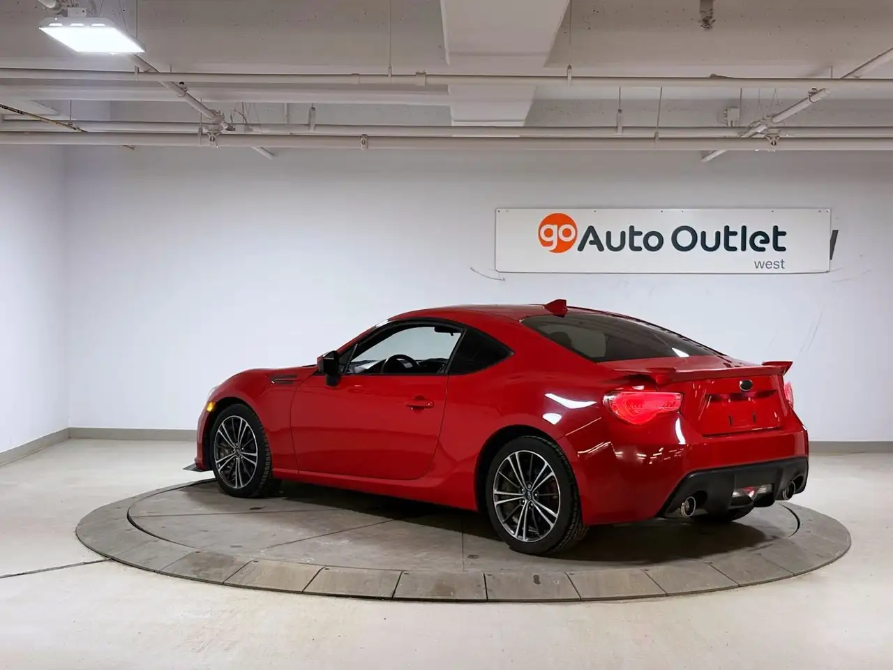 Subaru BRZ снимка Subaru BRZ