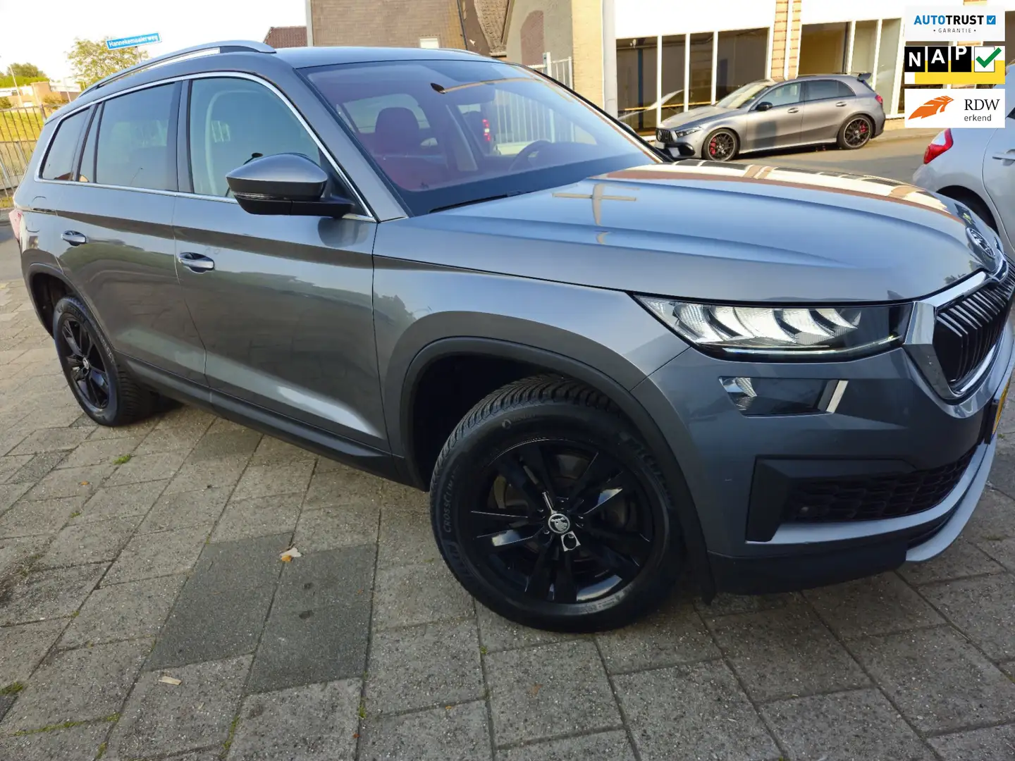 Skoda Kodiaq 1.5 TSI Business Edition Grijs - 1
