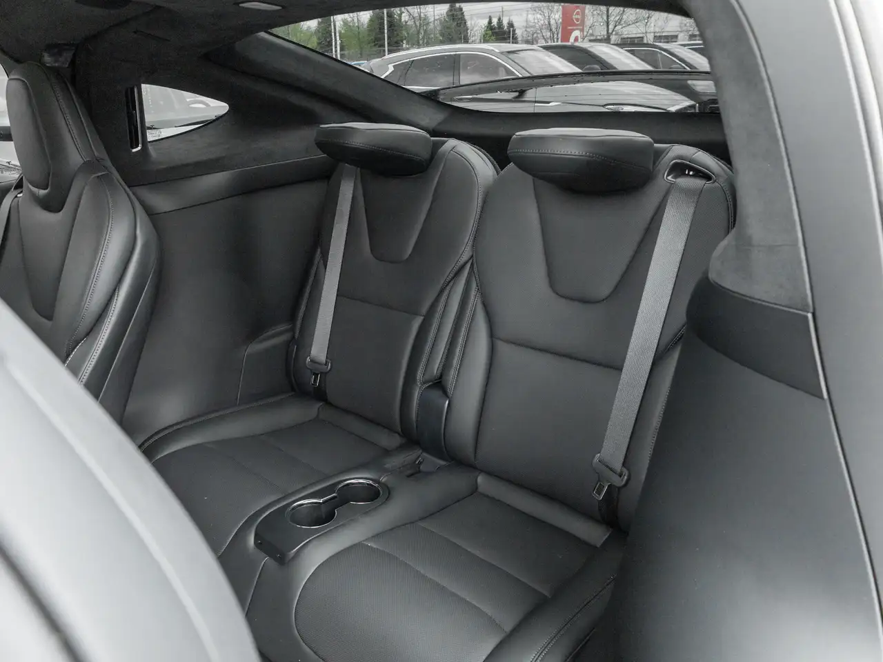 Tesla Model X снимка Tesla Model X