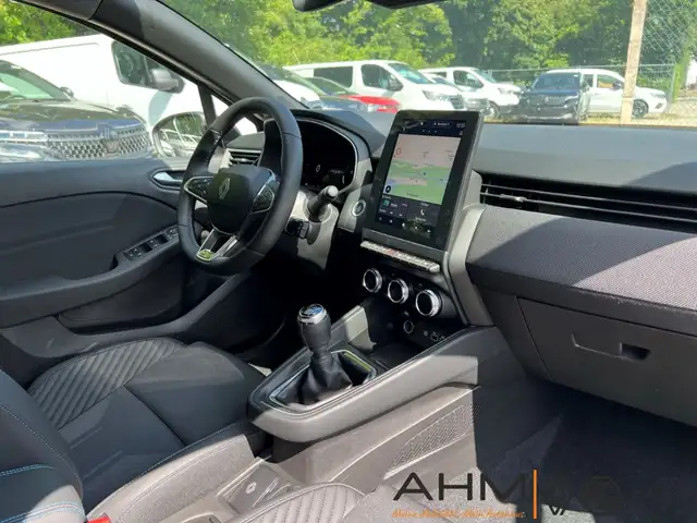 Renault Clio view 14