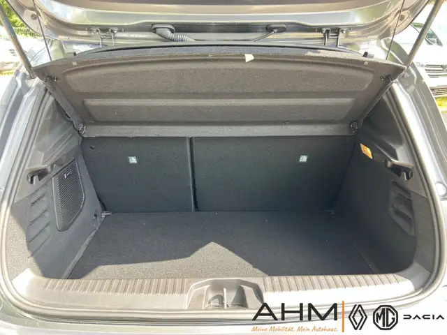 Renault Clio view 9