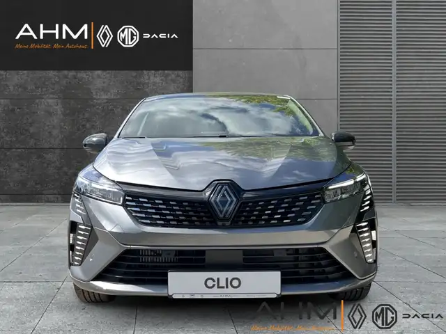 Renault Clio view 3