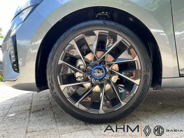 Renault Clio view 8